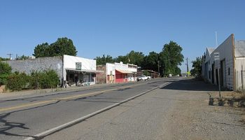 Gerber,_California_-_Main_Street