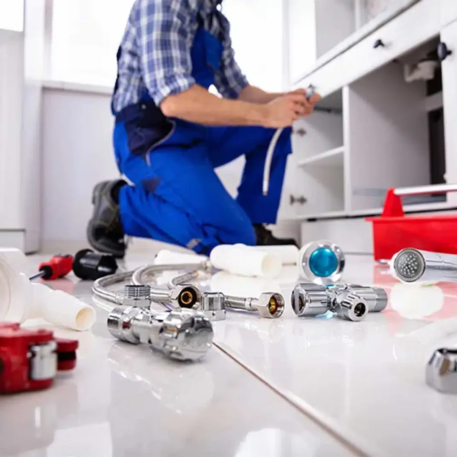 Professional plumber Gerber CA installing water heater